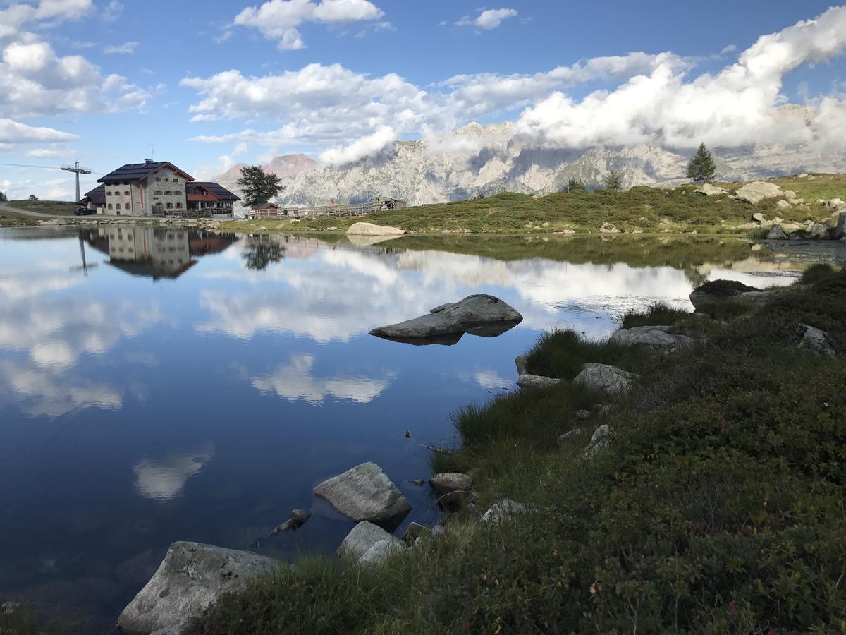 Hotel Rifugio Viviani Pradalago Madonna Exterior foto